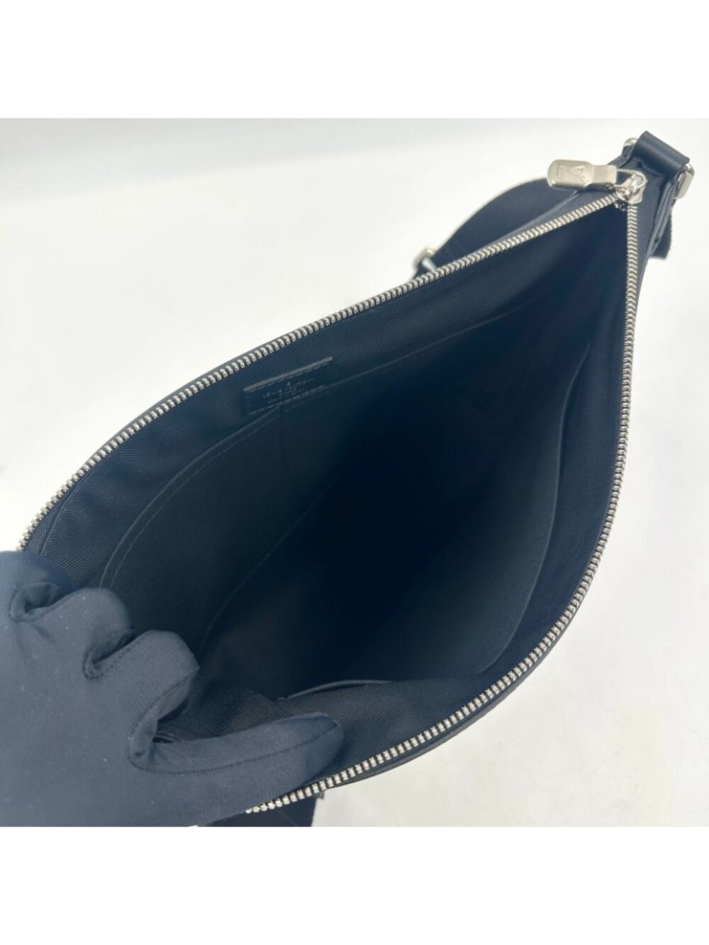 Louis Vuitton Mick PM Damier Graphite Initial Leather Black Shoulder Bag Silver - Picture 3 of 14